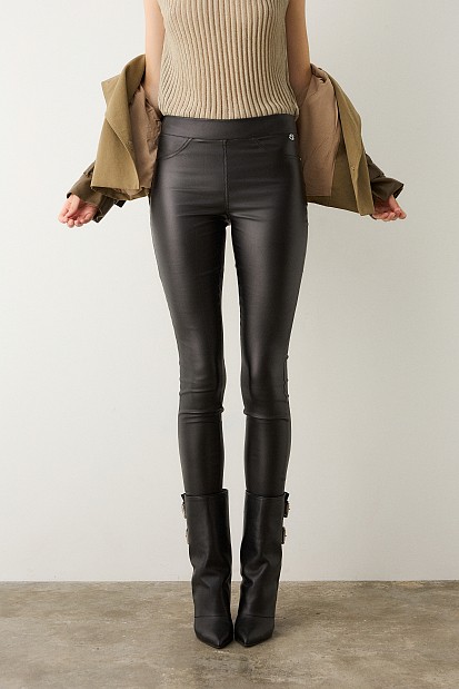 Leather look κολάν με τσέπες