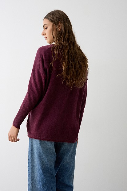 Πουλόβερ με V λαιμόκοψη