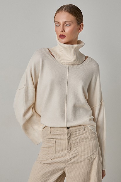 Jumper with detachable turtleneck