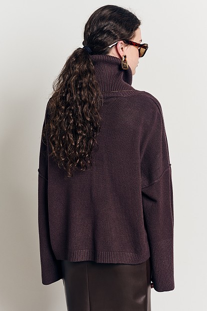 Jumper with detachable turtleneck