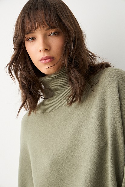 Oversized sweater with turtleneck