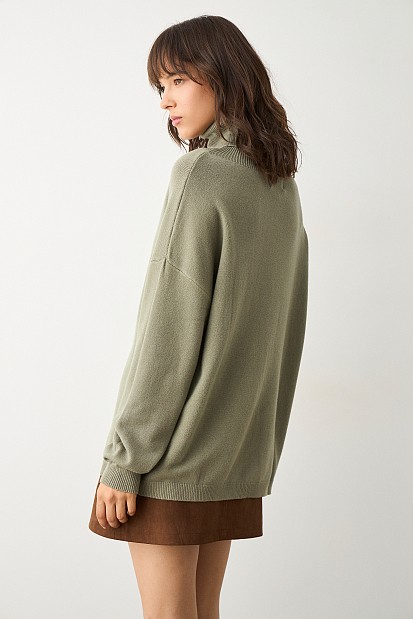 Oversized sweater with turtleneck