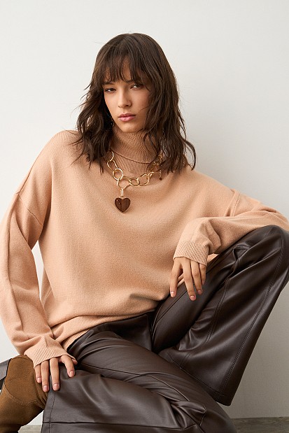 Oversized sweater with turtleneck