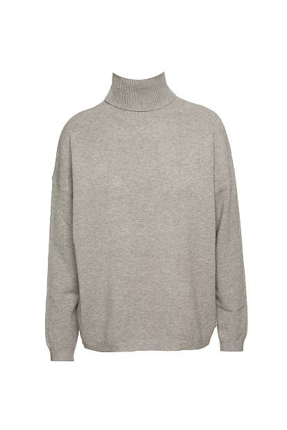 Oversized sweater with turtleneck