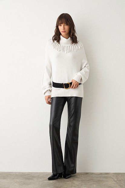 Turtleneck fringed sweater