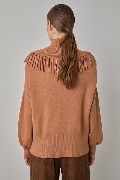 Turtleneck fringed sweater