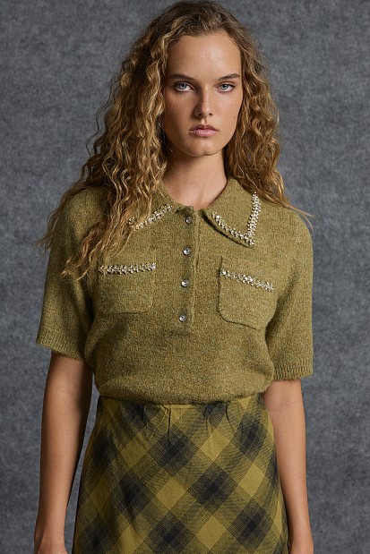 Short sleeve sweater