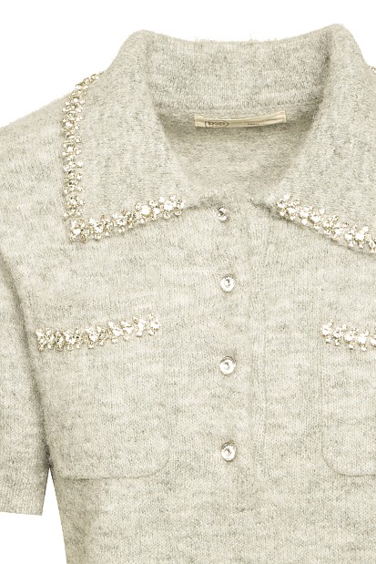 Short sleeve sweater