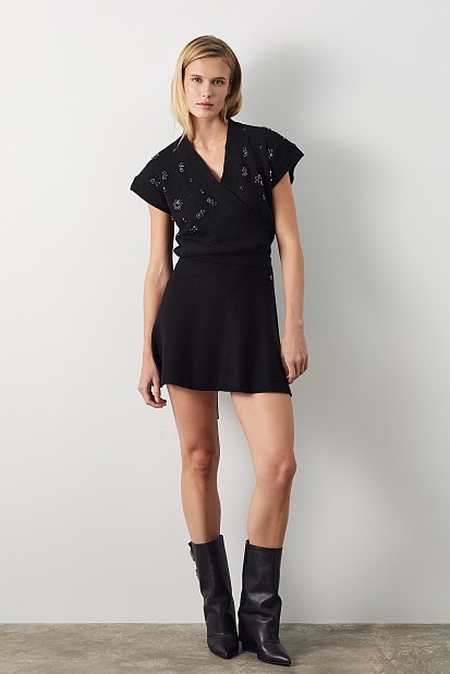 Wrap sweater with short sleeves