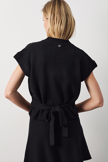 Wrap sweater with short sleeves