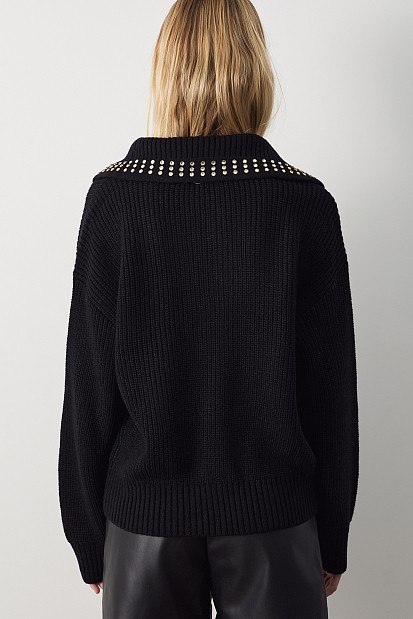 Sweater with rhinestones on the collar
