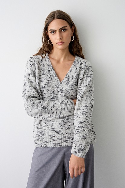 Multicolor V-neck sweater