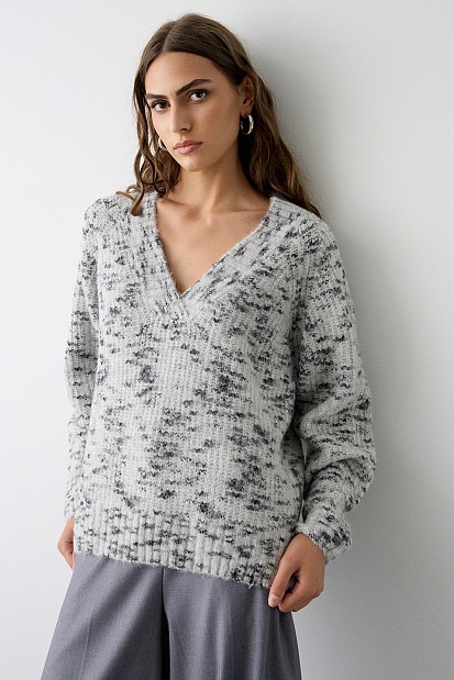 Multicolor V-neck sweater