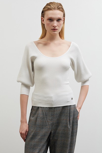 Ribbed top with ballon sleeves