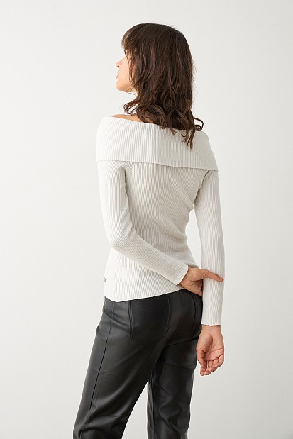 Rib sweater with off-shoulders