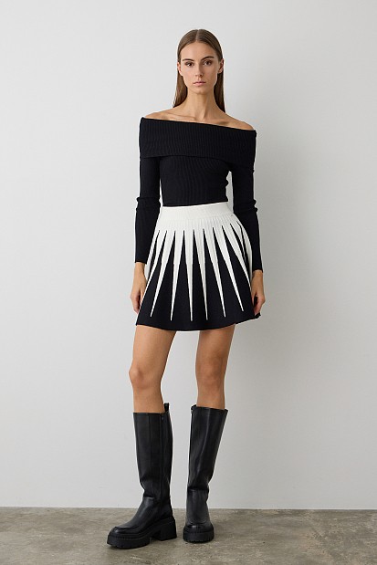 Rib πουλόβερ με έξω ώμους