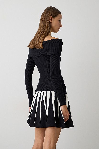 Rib πουλόβερ με έξω ώμους