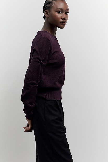 Sweater with gathered sleeves
