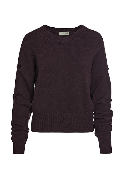 Sweater with gathered sleeves