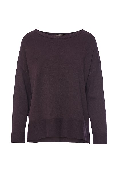 Sweater with smile neckline