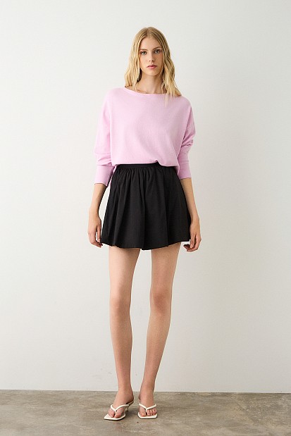 Πουλόβερ με λαιμόκοψη χαμόγελο