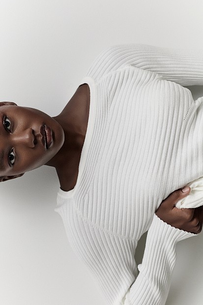 Long sleeves ribbed blouse