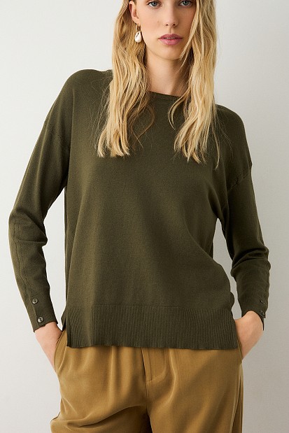 Πουλόβερ με κουμπιά στις μανσέτες