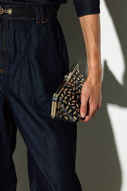 Clutch με τρουκς