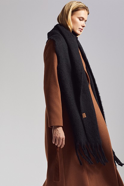 Knitted scarf