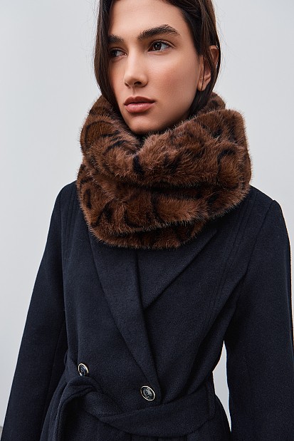 Γούνινο λεοπάρ κασκόλ