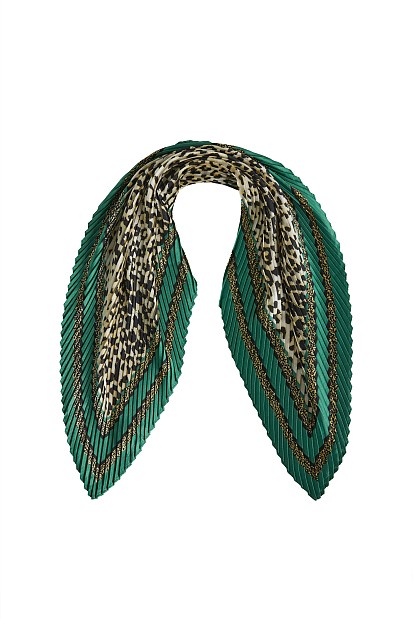 Leopard scarf