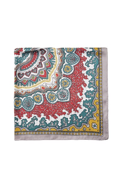 Printed scarf with jewelry