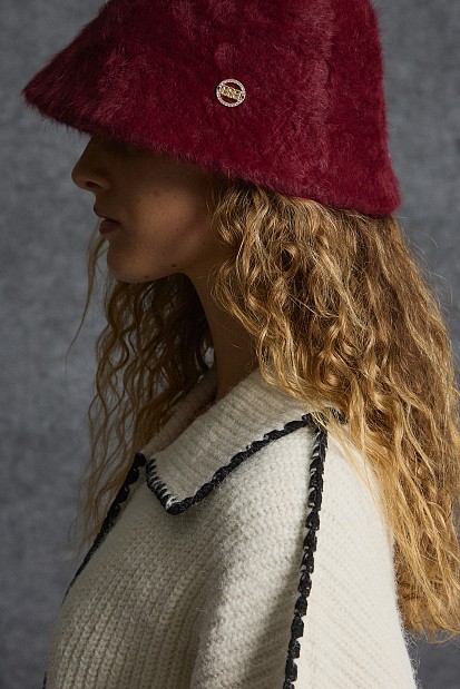 Furry bucket hat