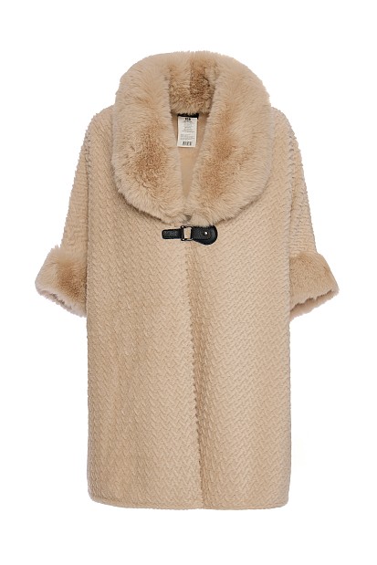 Cape with faux fur