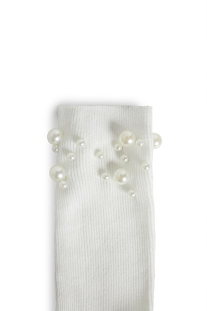 Socks with pearls