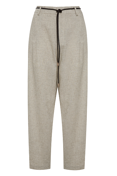 Tailored trousers with a decorative belt