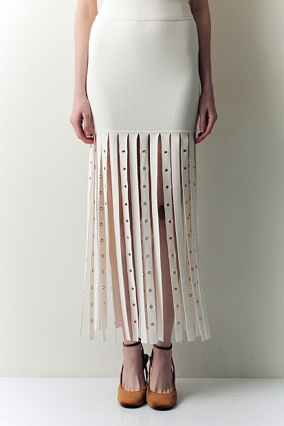 Maxi knitted fringed skirt