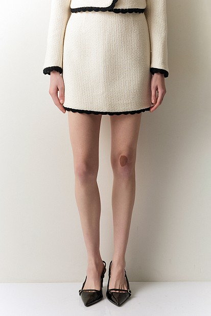 Mini tweed skirt