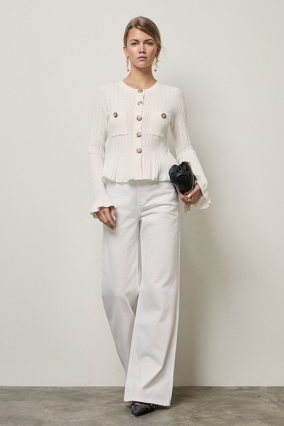 Knitted cardigan with ruffles