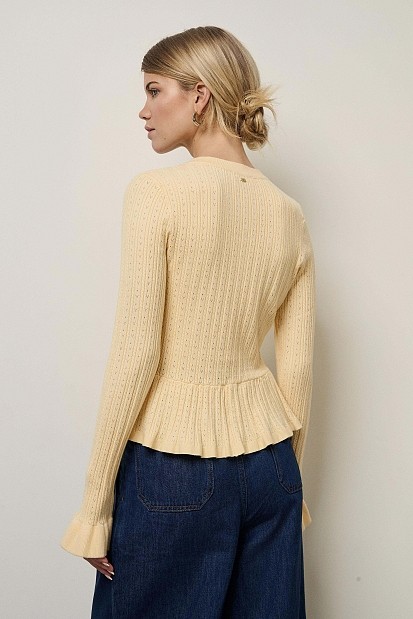 Knitted cardigan with ruffles
