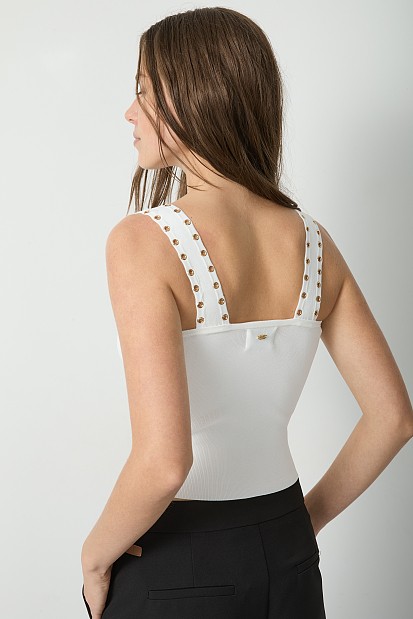 Sleeveless knitted top with studs