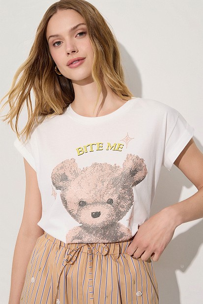 T-shirt με τύπωμα και στρας
