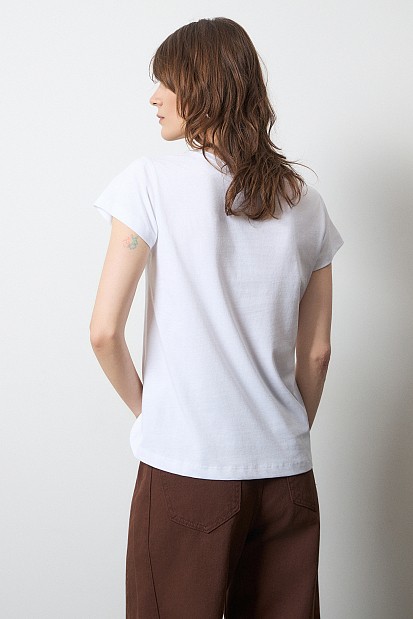 Camiseta con logotipo en relieve