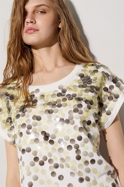 Sequined t-shirt