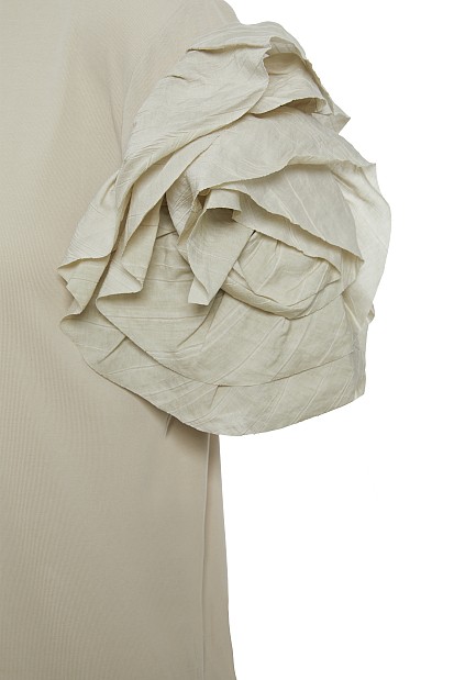 Short sleeves blouse with ruffles