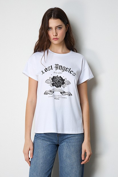 Λευκό t-shirt με τύπωμα