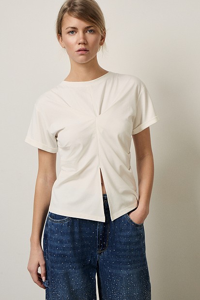 Gathered blouse with short sleeves
