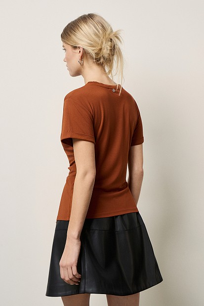 Gathered blouse with short sleeves