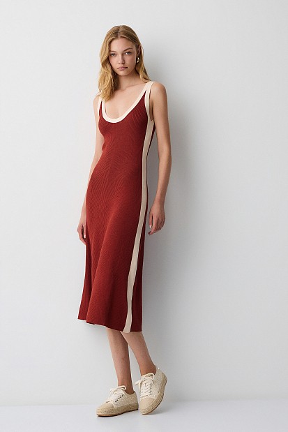 Midi knitted dress