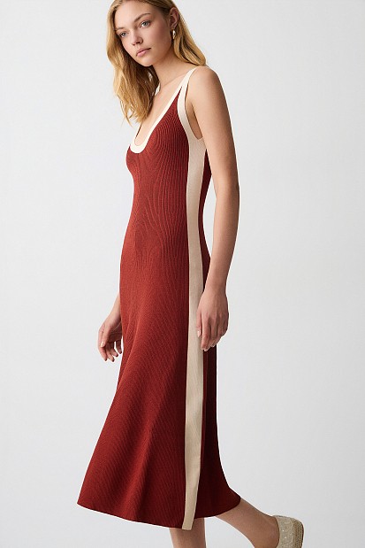 Midi knitted dress